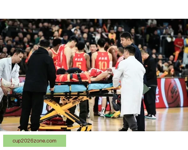 湖人后卫里夫斯左侧腹斜肌二级拉伤预计休战四到六周